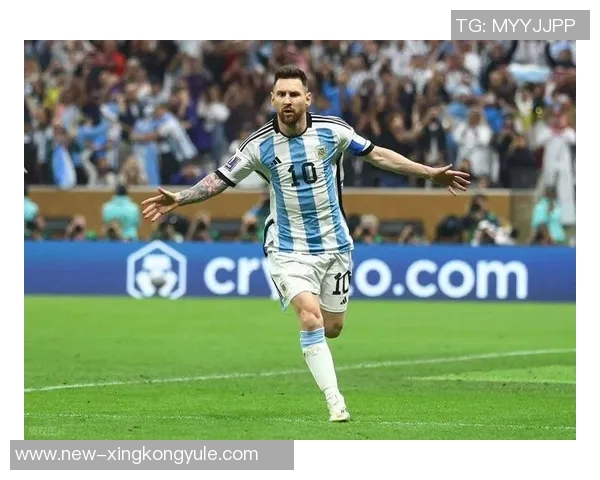 德转球员页面九月热度榜揭晓C罗领衔埃德森紧随其后梅西位列第七