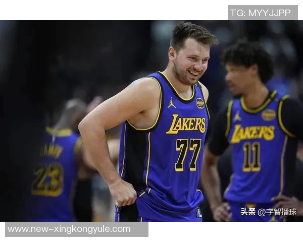 东契奇赛场精彩表现暗示勒布朗慢慢恢复不急的态度