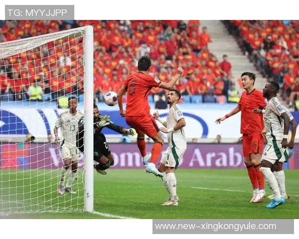 2025年中国足球观众人数统计国足对澳大利亚赛事吸引超七万人观赛